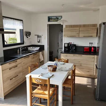 Holiday home Les Embruns Marine *